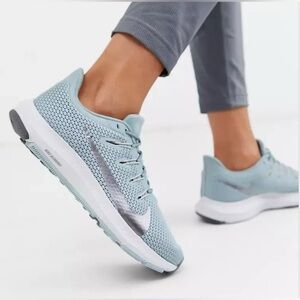 Nike Quest 2 Running Shoe Ci3803-300, Size 7.5, Like-New
